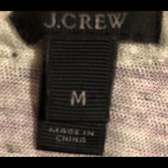 3 for $40 🤩 J Crew T-Shirt - Picture 3 of 3